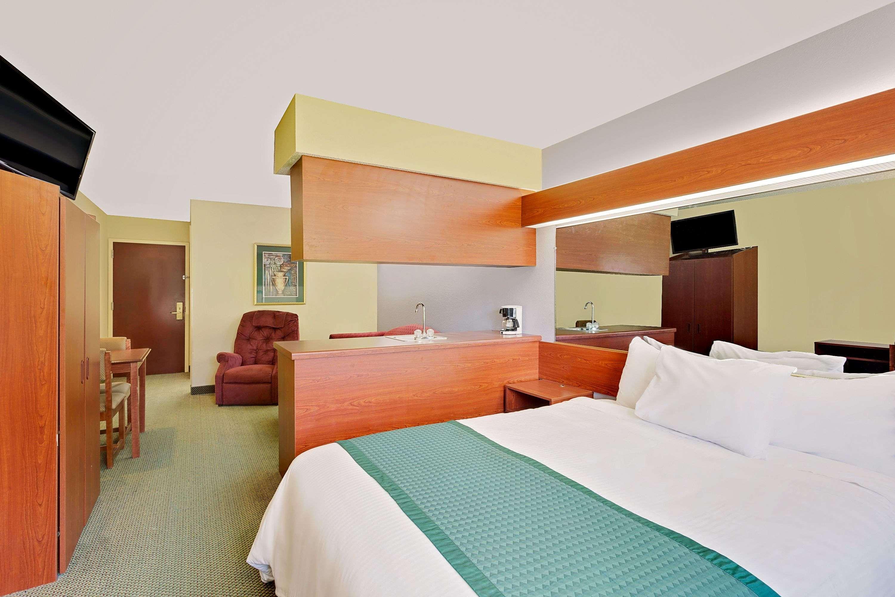 Microtel Inn & Suites By Wyndham Thomasville Eksteriør billede